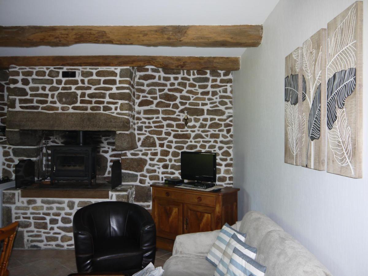 Hotel Gite Les Sageais Baguer-Morvan Exterior foto